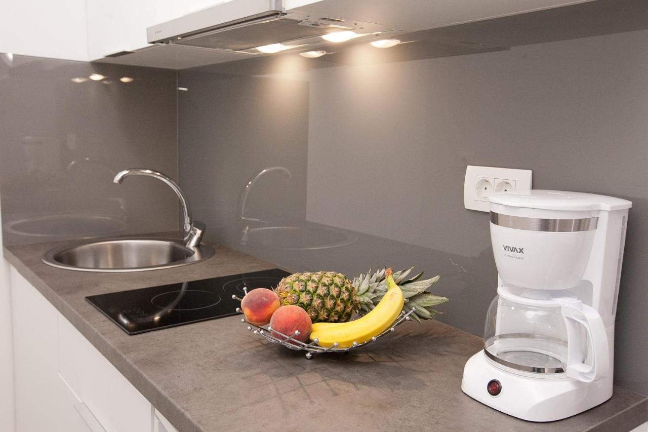 Studio Apartments Tara ザダル エクステリア 写真