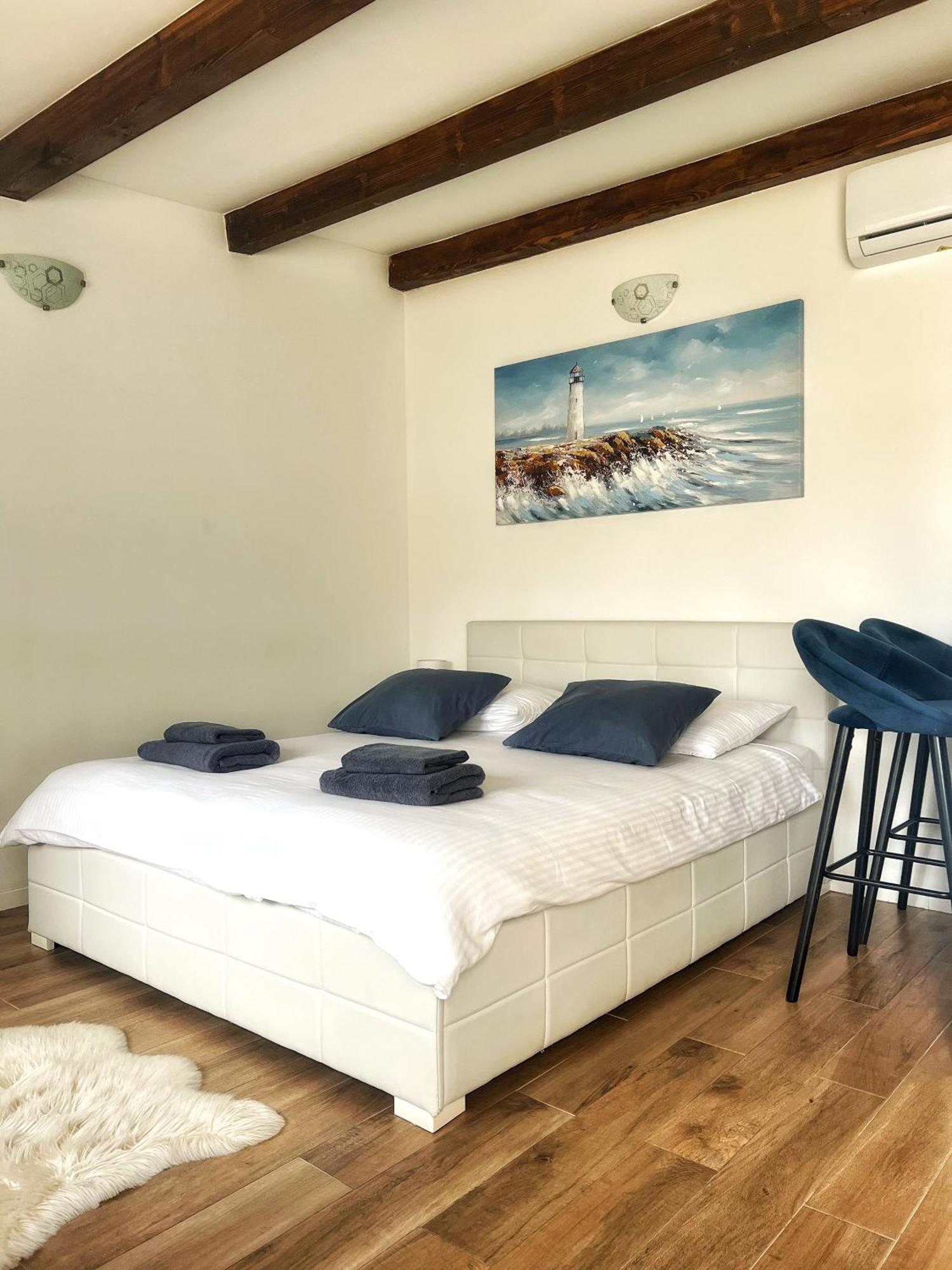 Studio Apartments Tara ザダル エクステリア 写真